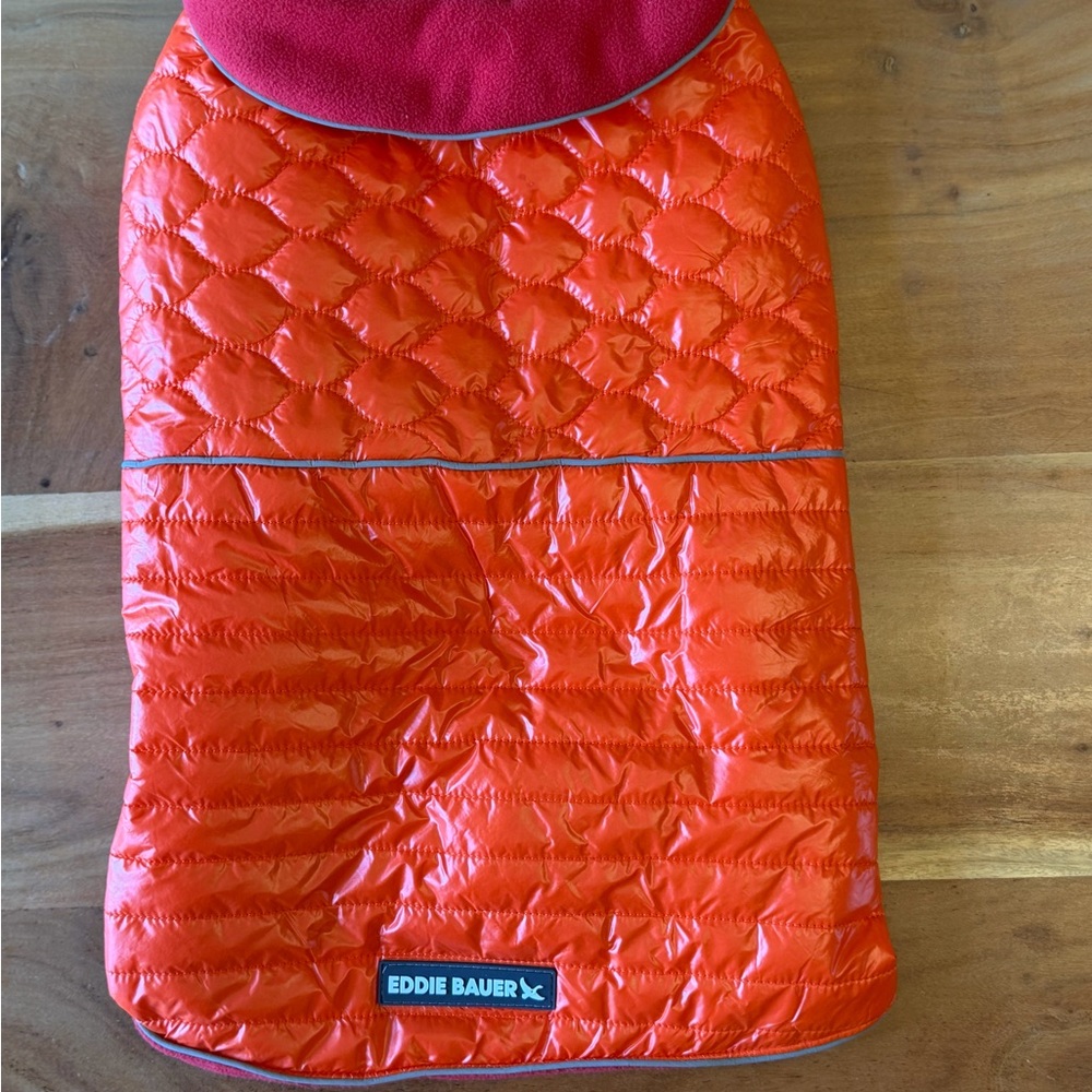 Eddie Bauer Reversible Quilted Dog Puffer - Large,‎ NWOT’s